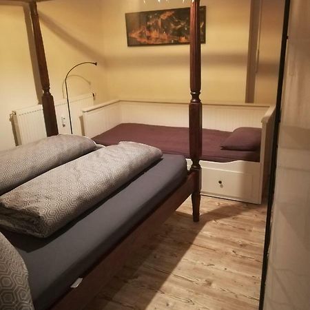 Ferienwohnung Fuer Max. 10 Personen In Leipzig Zentrum Sued Bagian luar foto