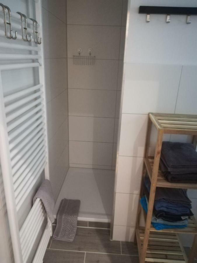 Ferienwohnung Fuer Max. 10 Personen In Leipzig Zentrum Sued Bagian luar foto